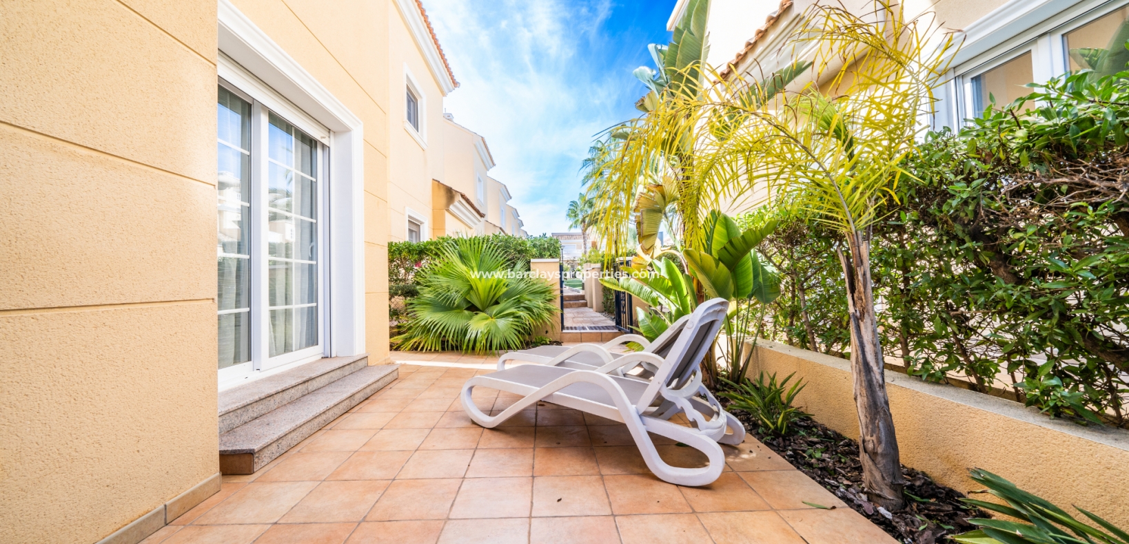 Resale - Fristaende Villa  - Urb. La Marina