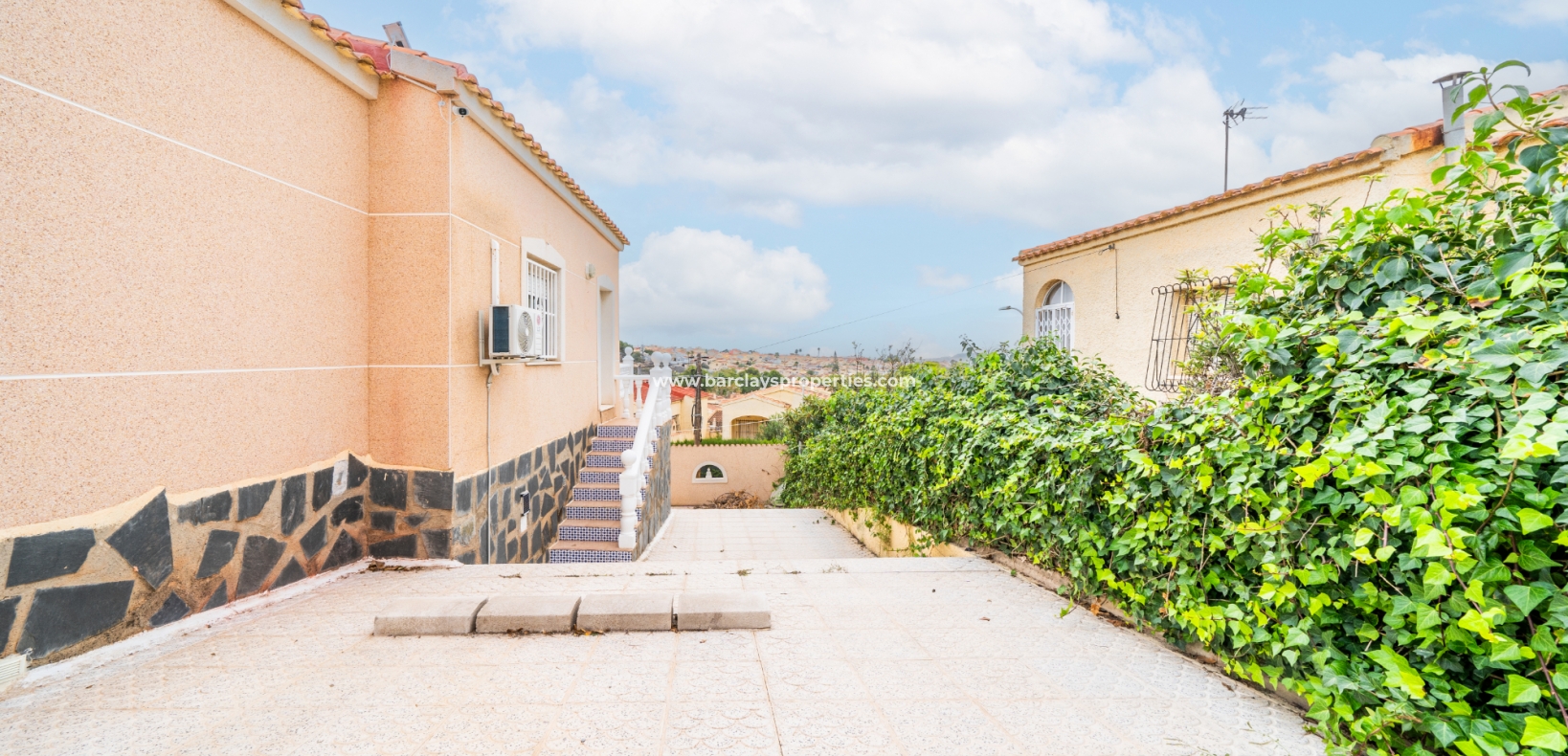 Resale - Fristaende Villa  - Urb. La Marina