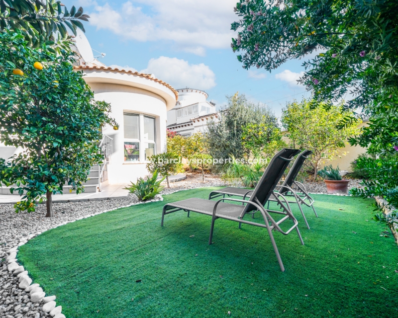 Resale - Fristaende Villa  - Urb. La Marina