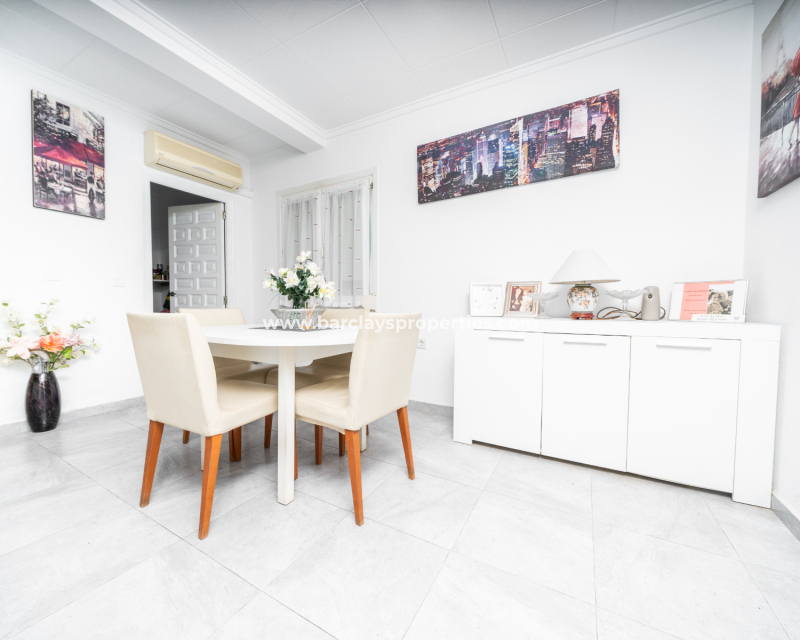 Resale - Fristaende Villa  - Urb. La Marina