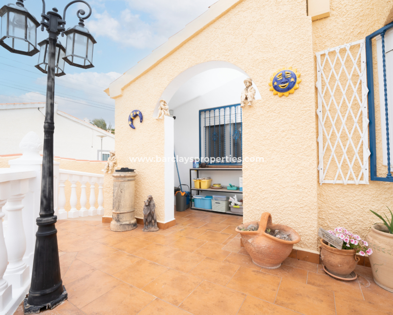 Resale - Fristaende Villa  - Urb. La Marina