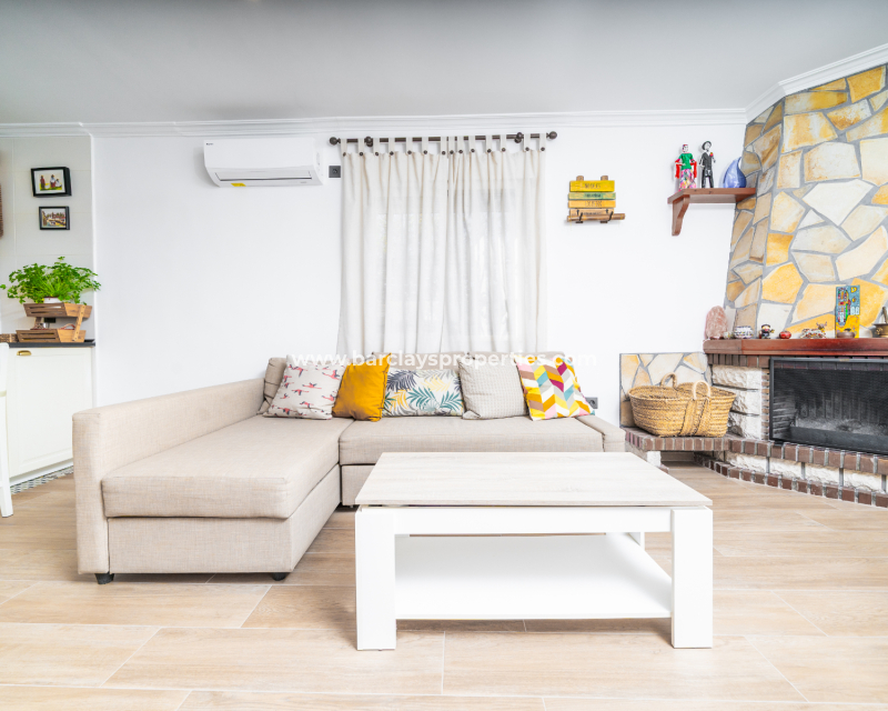 Resale - Fristaende Villa  - Urb. La Marina