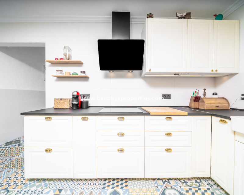 Resale - Fristaende Villa  - Urb. La Marina