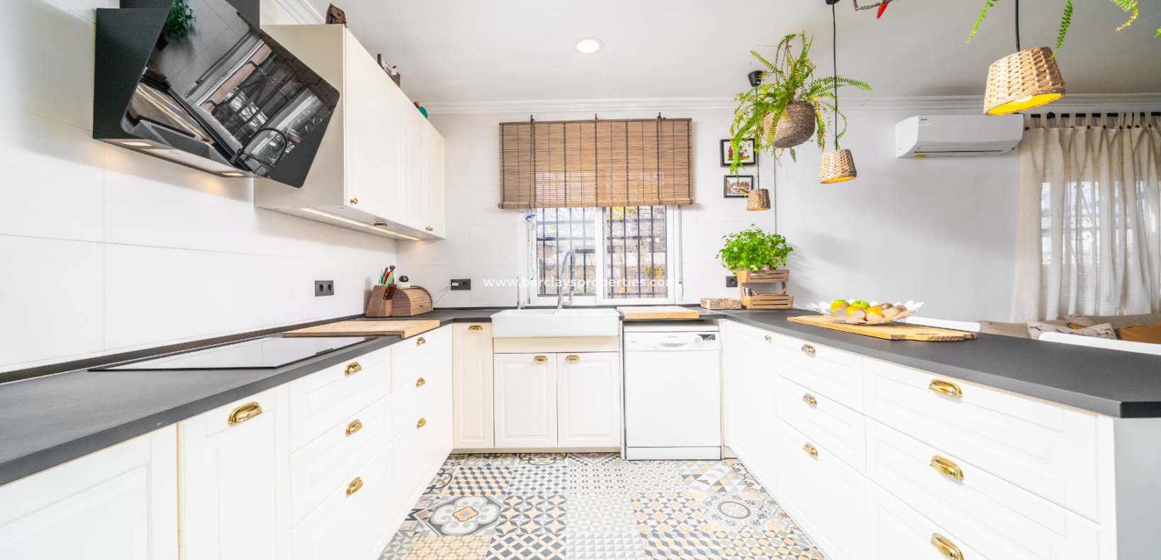 Resale - Fristaende Villa  - Urb. La Marina