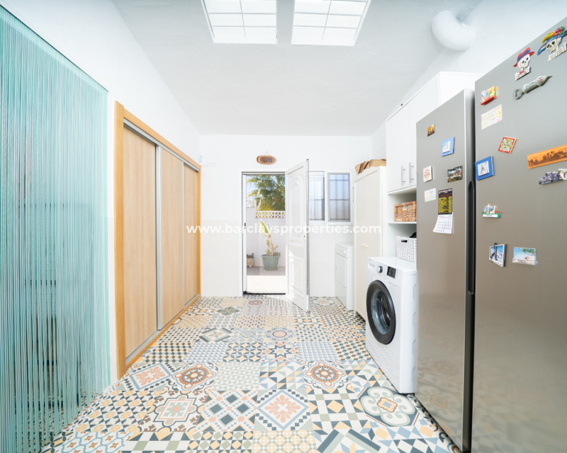 Resale - Fristaende Villa  - Urb. La Marina