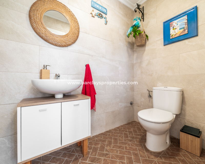 Resale - Fristaende Villa  - Urb. La Marina