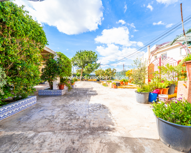 Resale - Fristaende Villa  - Urb. La Marina