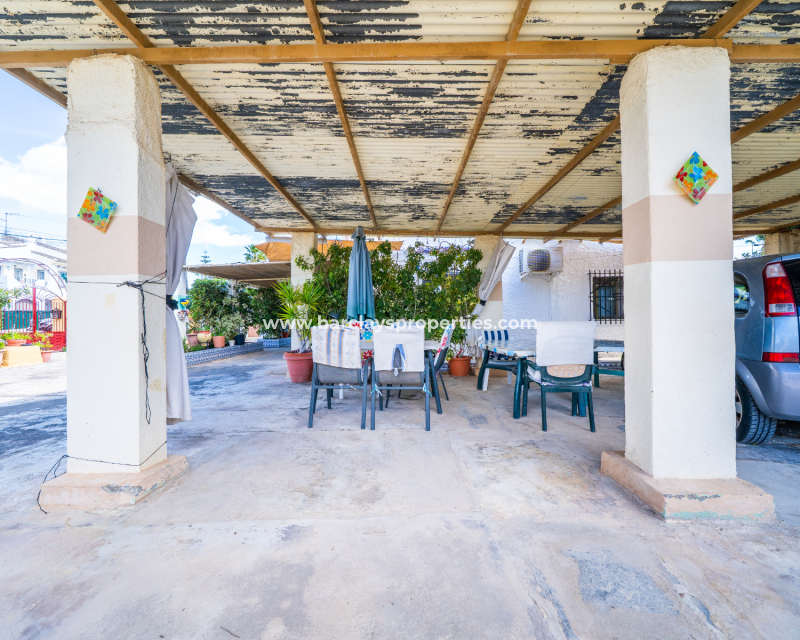 Resale - Fristaende Villa  - Urb. La Marina