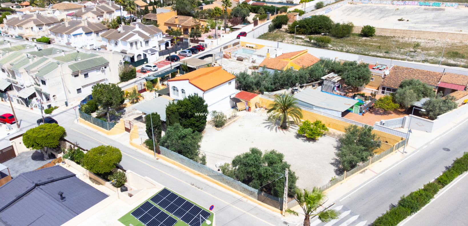 Resale - Fristaende Villa  - Urb. La Marina