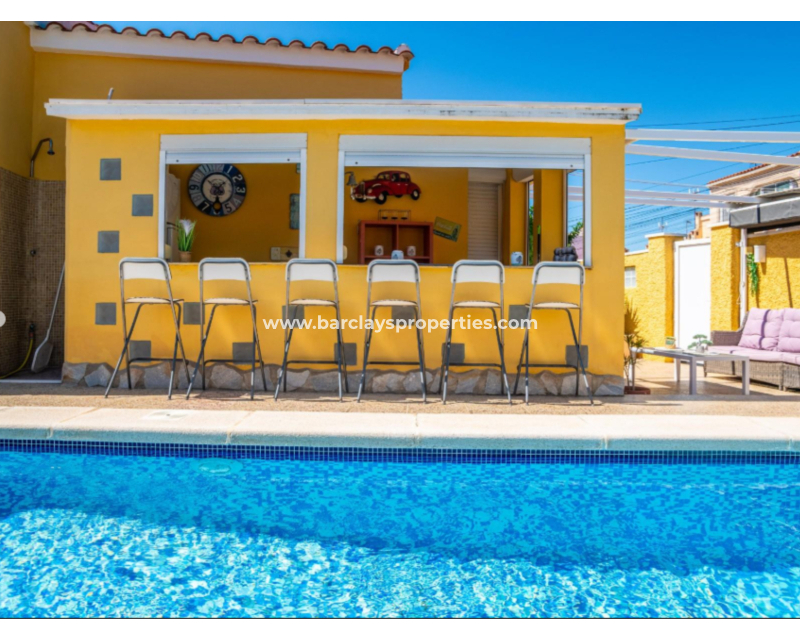 Resale - Fristaende Villa  - Urb. La Marina