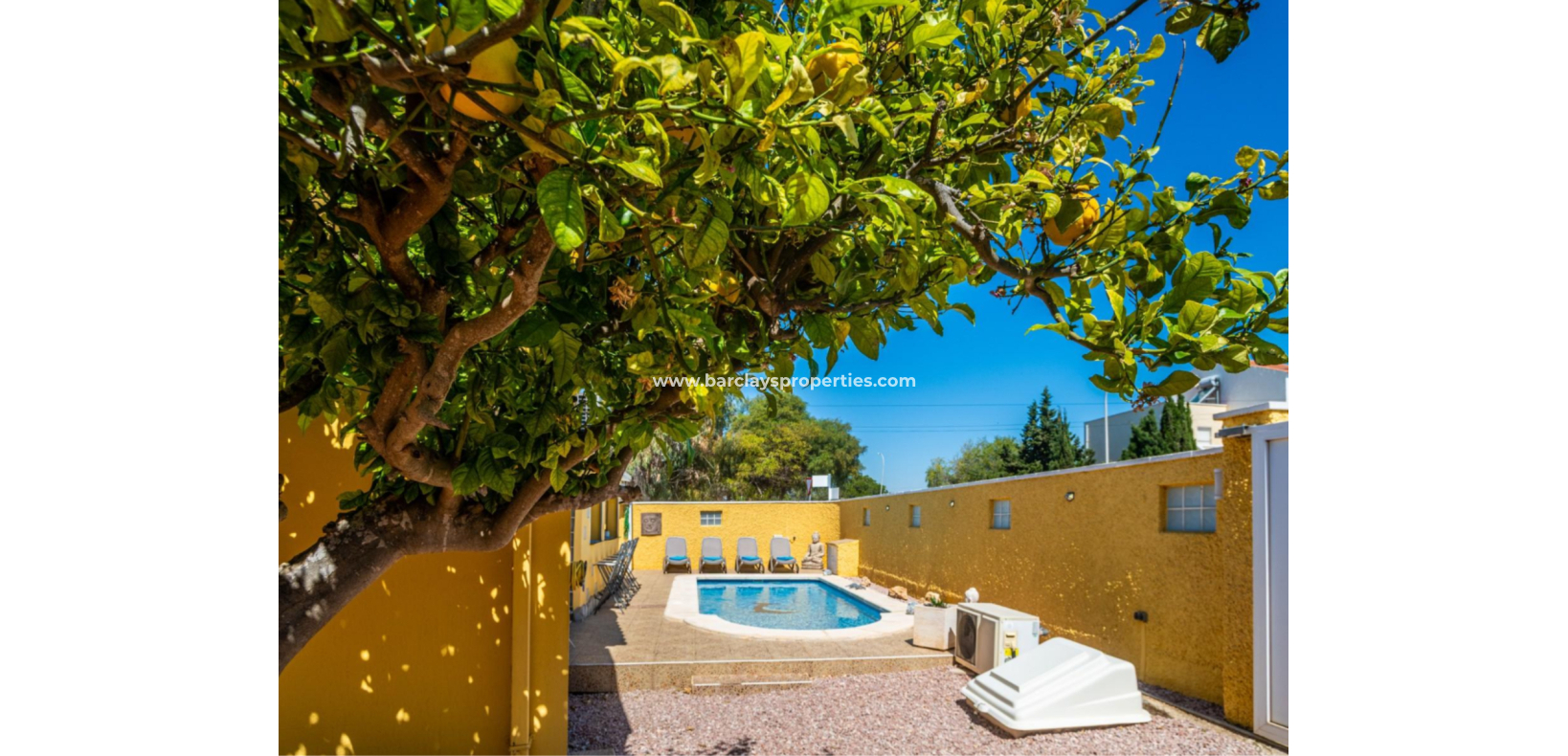 Resale - Fristaende Villa  - Urb. La Marina