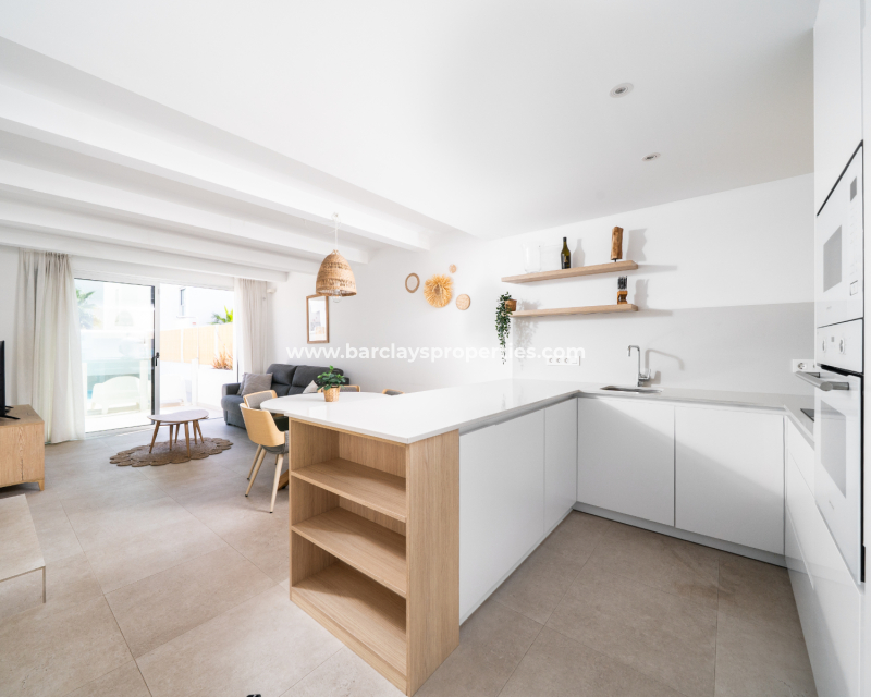 Resale - Fristaende Villa  - Urb. La Marina