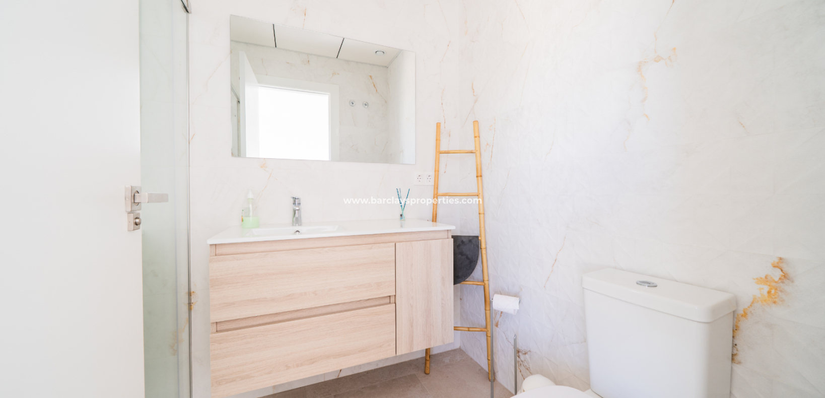 Resale - Fristaende Villa  - Urb. La Marina