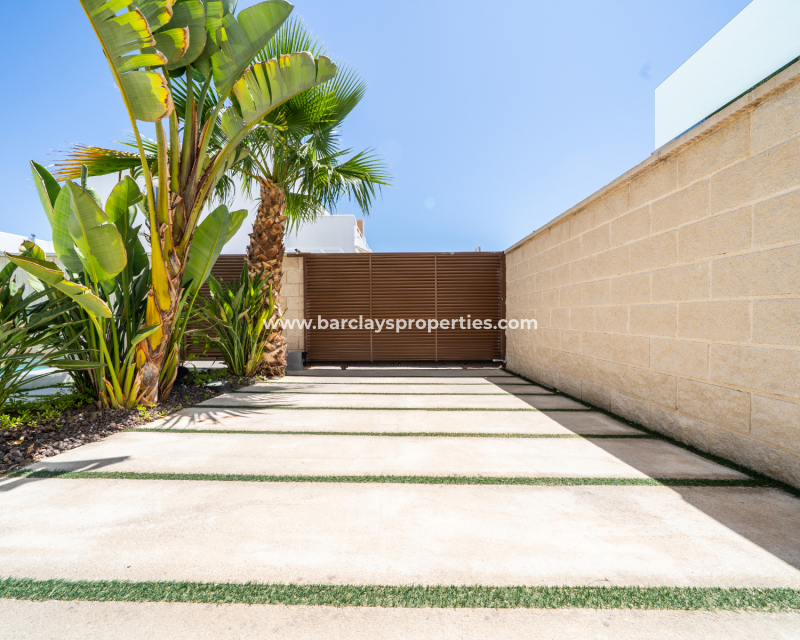 Resale - Fristaende Villa  - Urb. La Marina