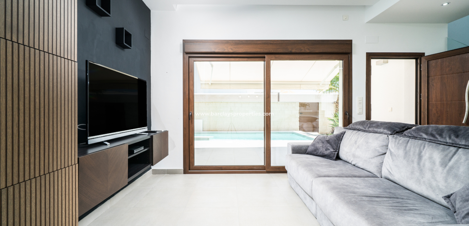 Resale - Fristaende Villa  - Urb. La Marina