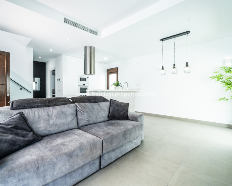 Resale - Fristaende Villa  - Urb. La Marina