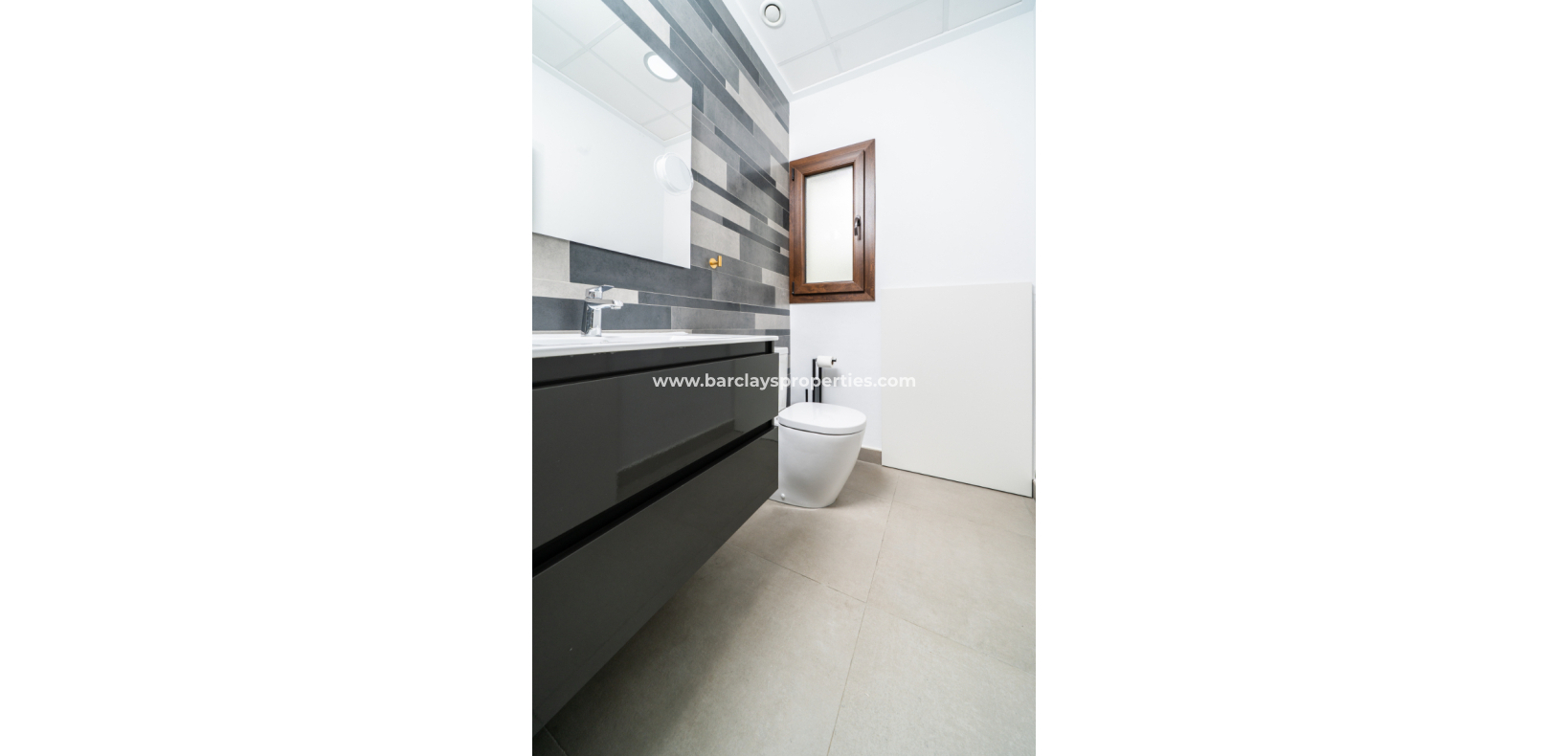 Resale - Fristaende Villa  - Urb. La Marina