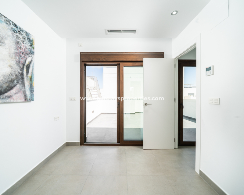 Resale - Fristaende Villa  - Urb. La Marina