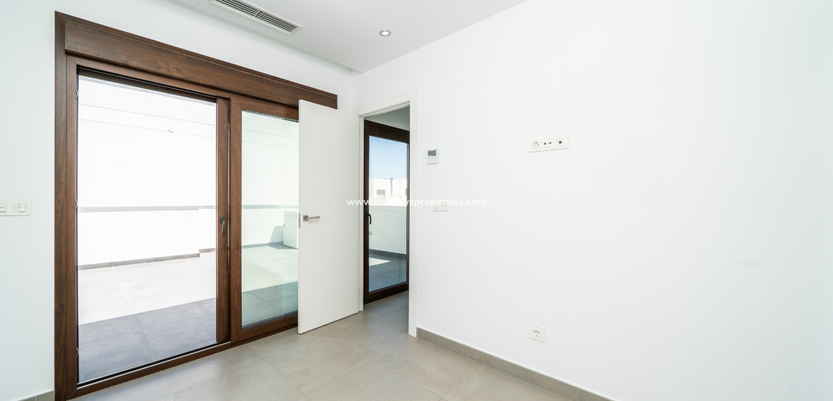 Resale - Fristaende Villa  - Urb. La Marina