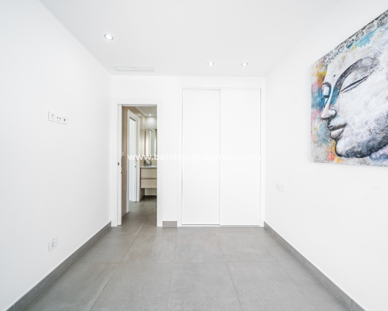 Resale - Fristaende Villa  - Urb. La Marina