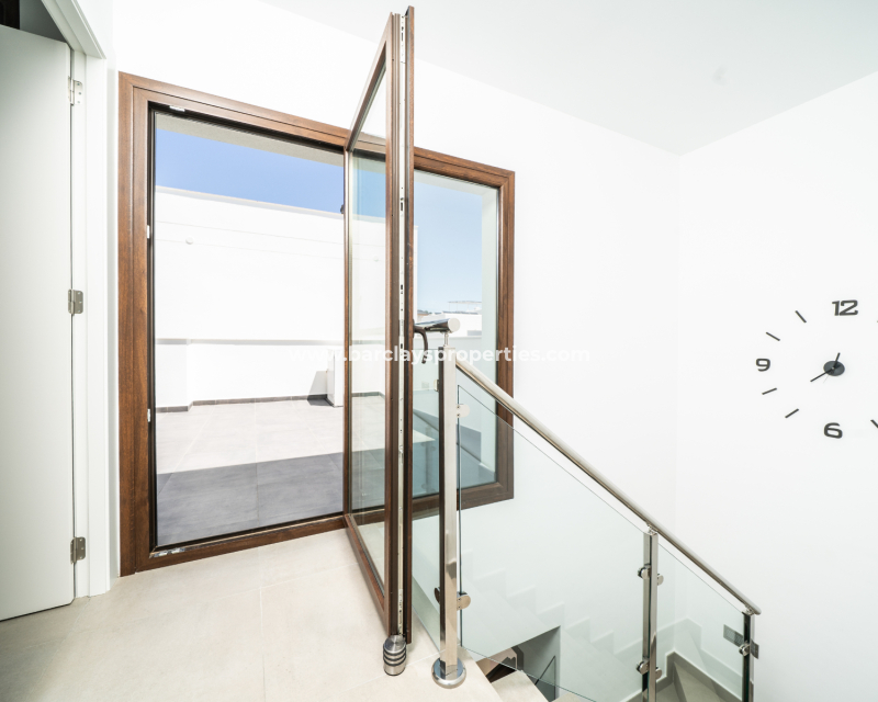 Resale - Fristaende Villa  - Urb. La Marina