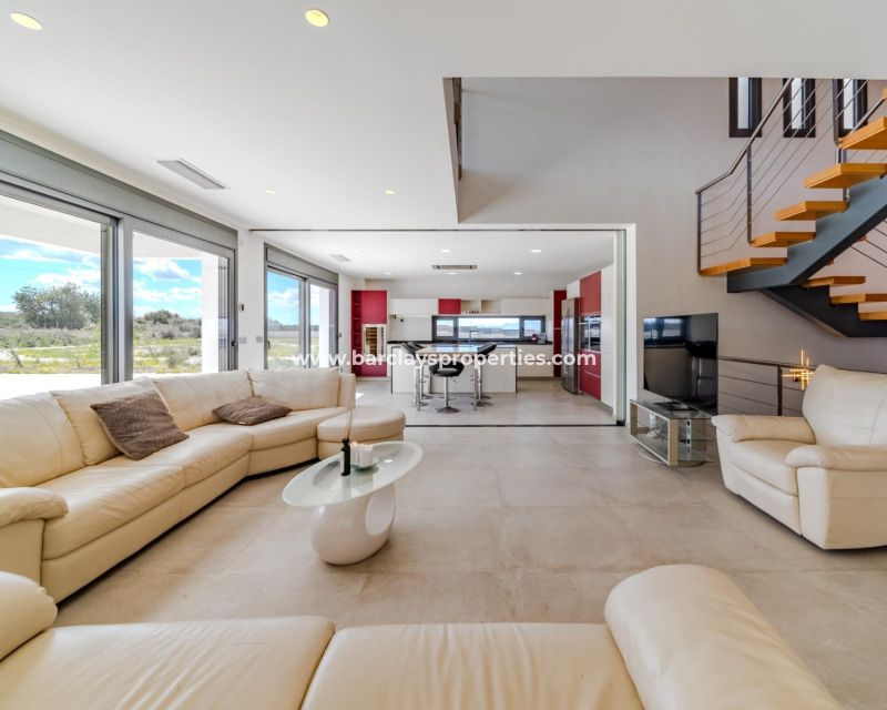 Resale - Fristaende Villa  - Urb. La Marina