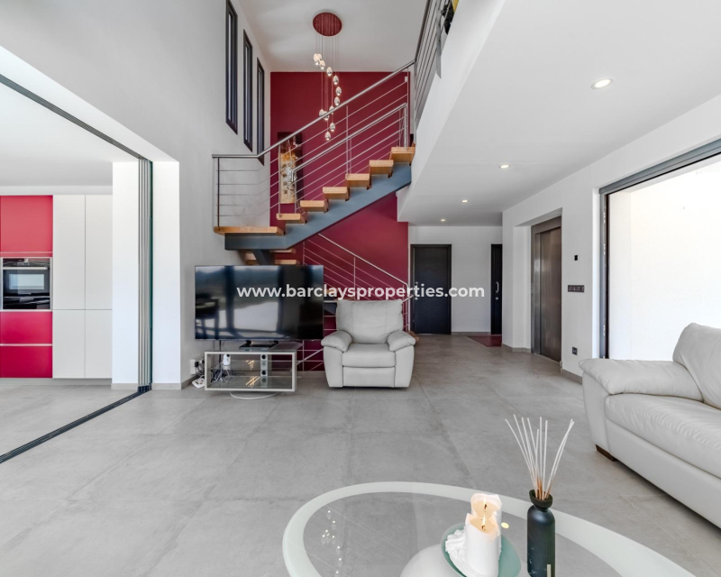 Resale - Fristaende Villa  - Urb. La Marina