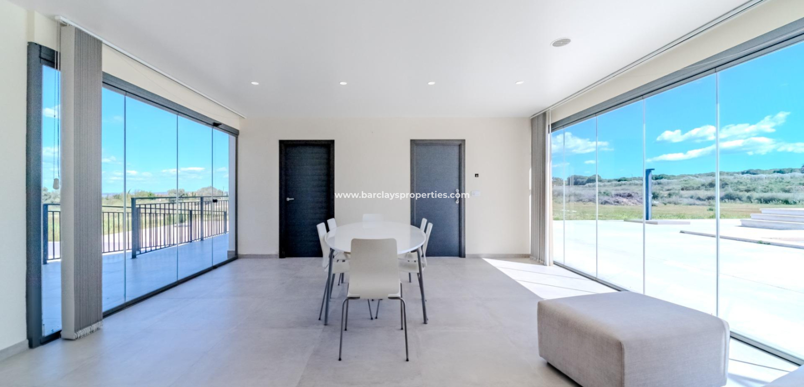 Resale - Fristaende Villa  - Urb. La Marina