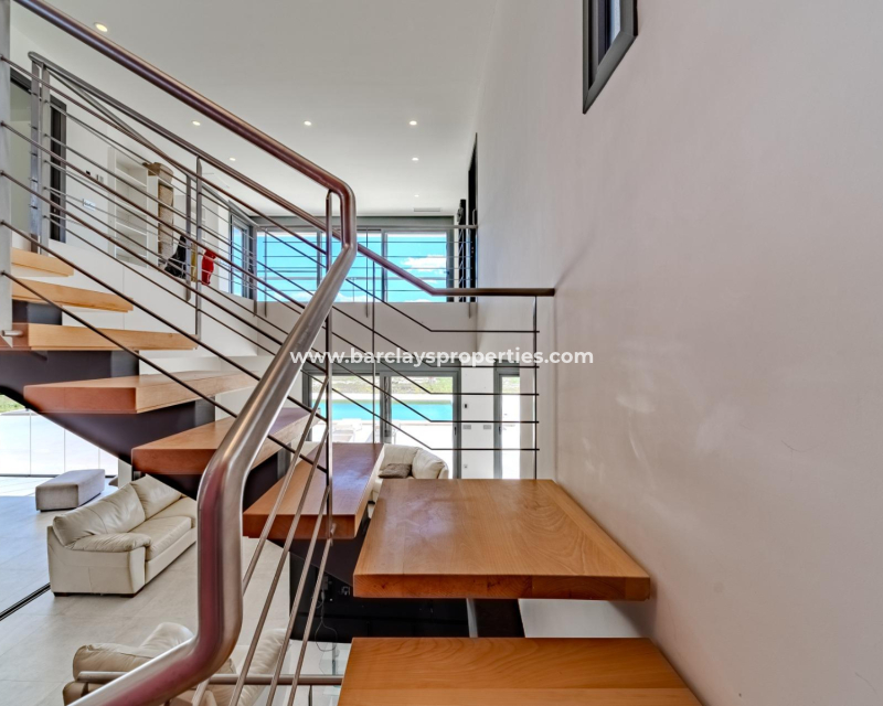 Resale - Fristaende Villa  - Urb. La Marina