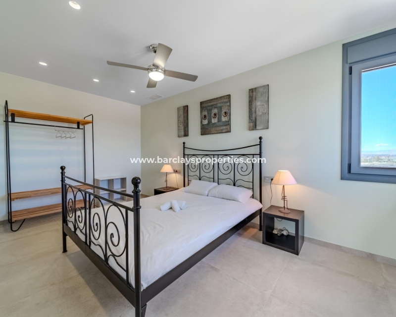 Resale - Fristaende Villa  - Urb. La Marina