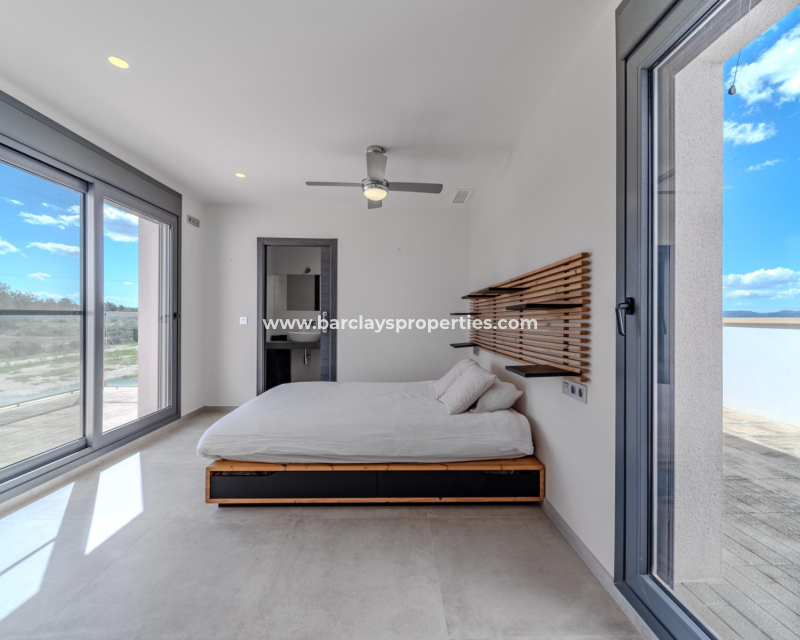 Resale - Fristaende Villa  - Urb. La Marina