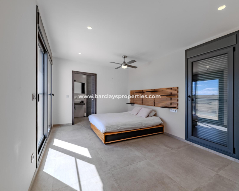 Resale - Fristaende Villa  - Urb. La Marina