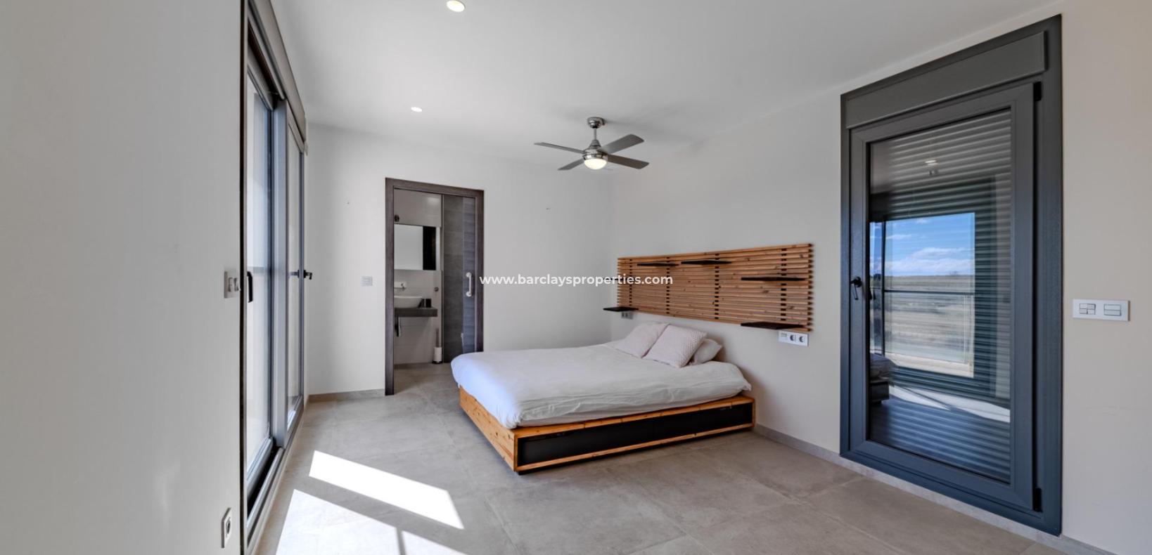 Resale - Fristaende Villa  - Urb. La Marina