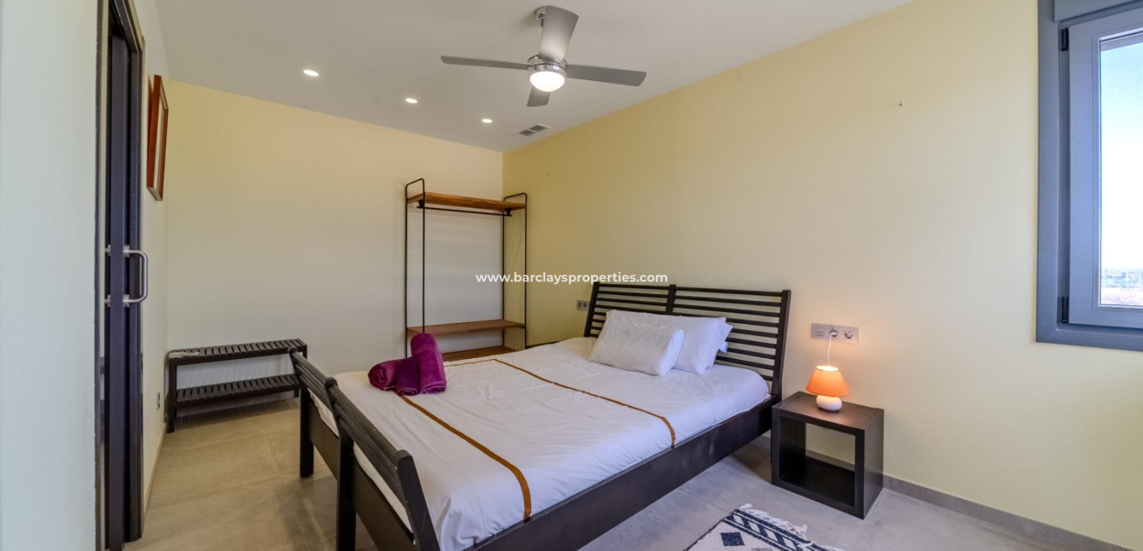 Resale - Fristaende Villa  - Urb. La Marina