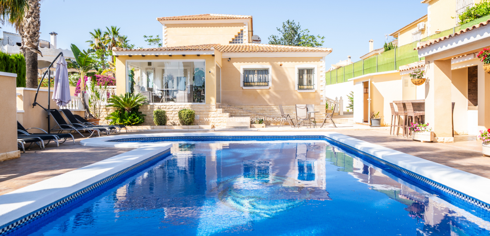 Resale - Fristaende Villa  - Urb. La Marina