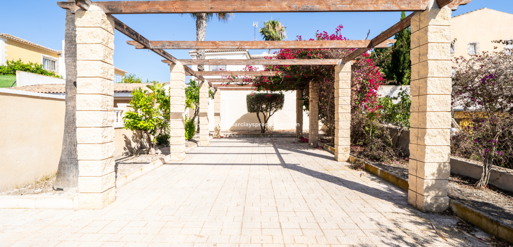 Resale - Fristaende Villa  - Urb. La Marina