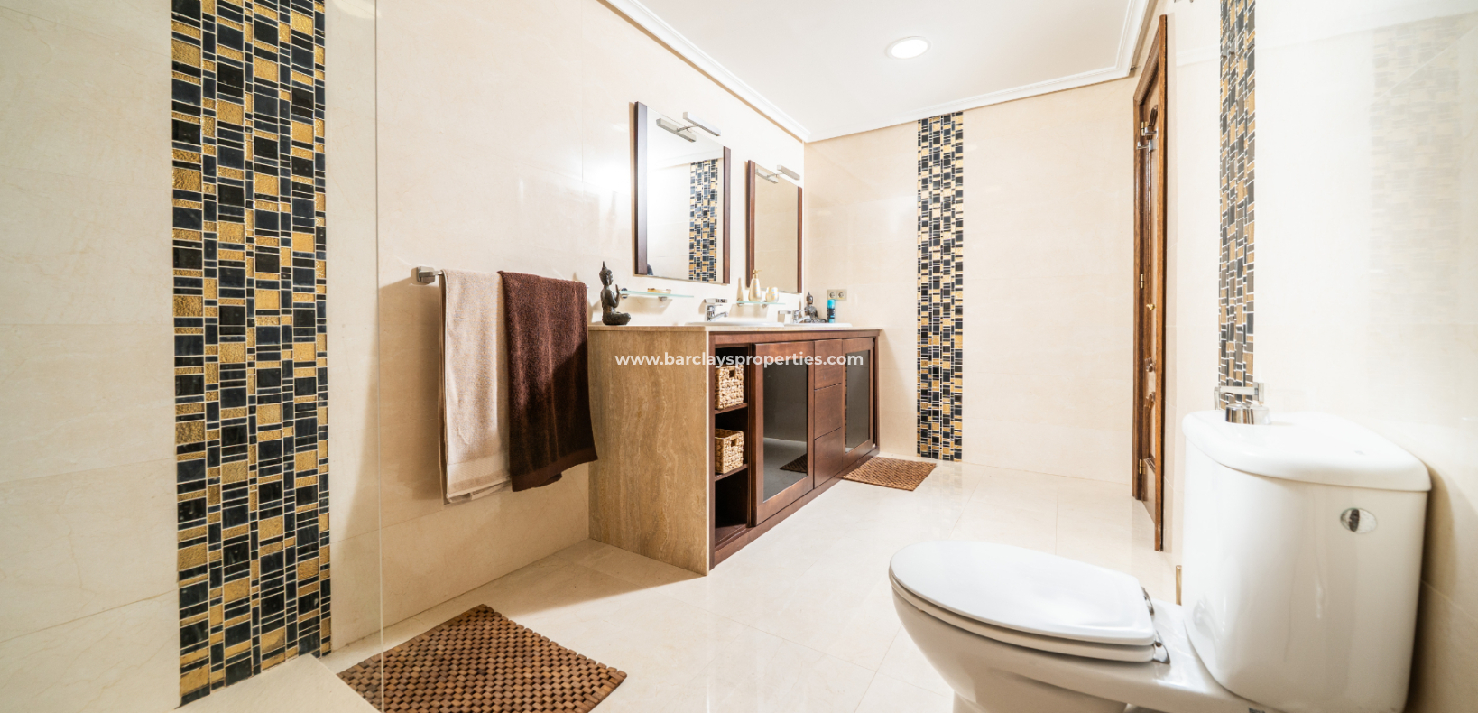 Resale - Fristaende Villa  - Urb. La Marina