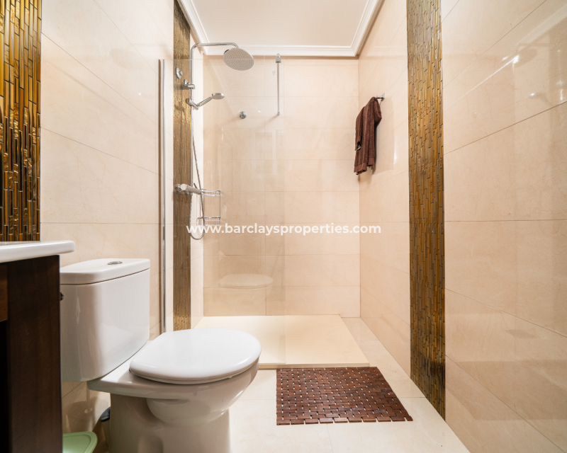 Resale - Fristaende Villa  - Urb. La Marina