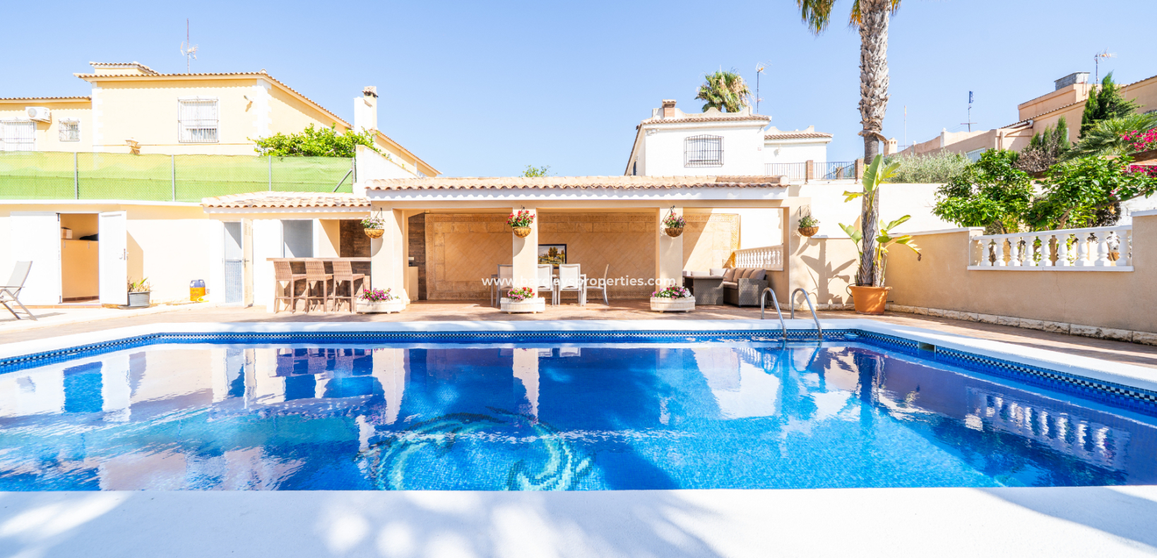 Resale - Fristaende Villa  - Urb. La Marina