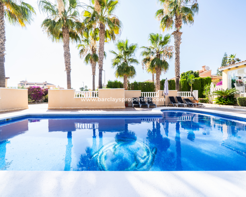 Resale - Fristaende Villa  - Urb. La Marina