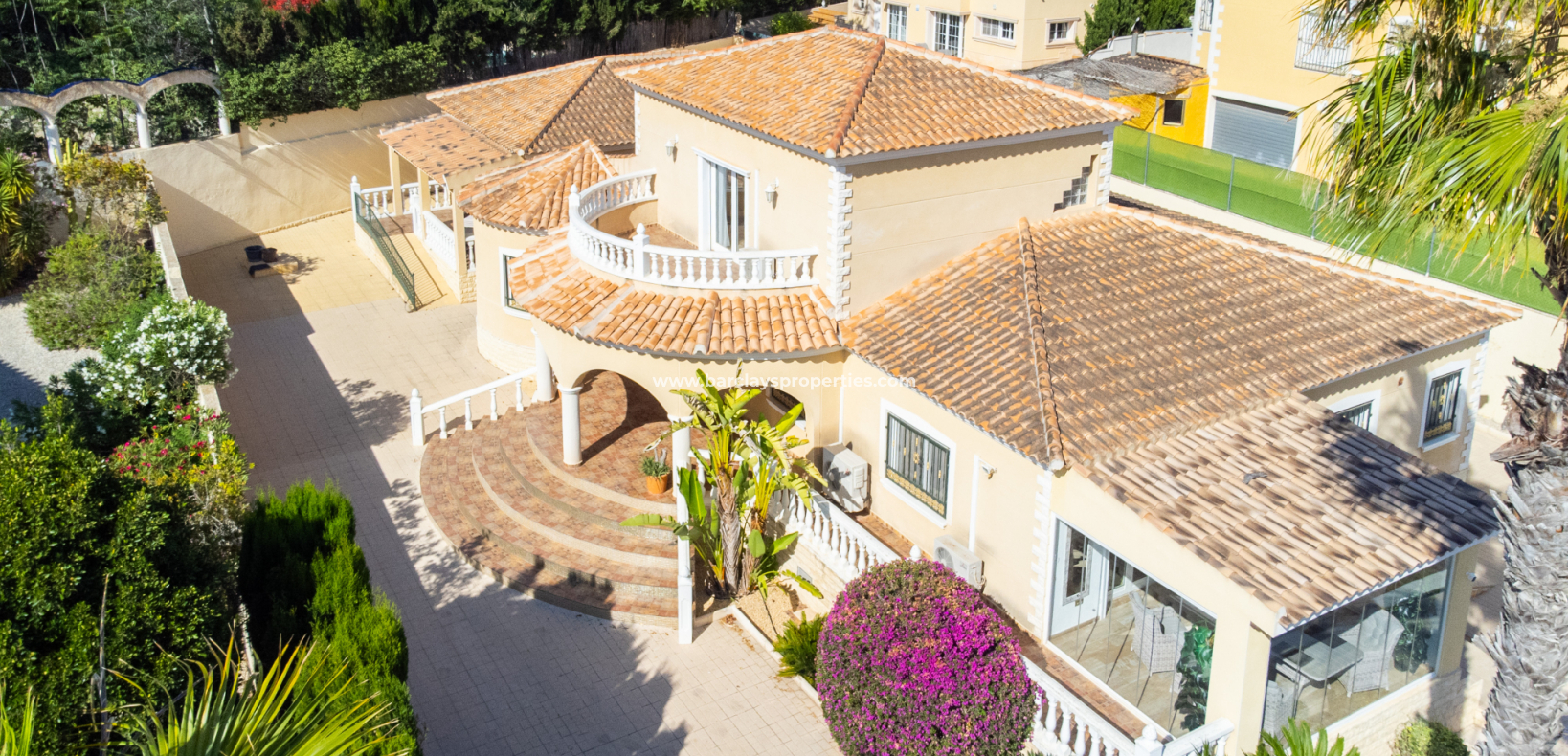 Resale - Fristaende Villa  - Urb. La Marina