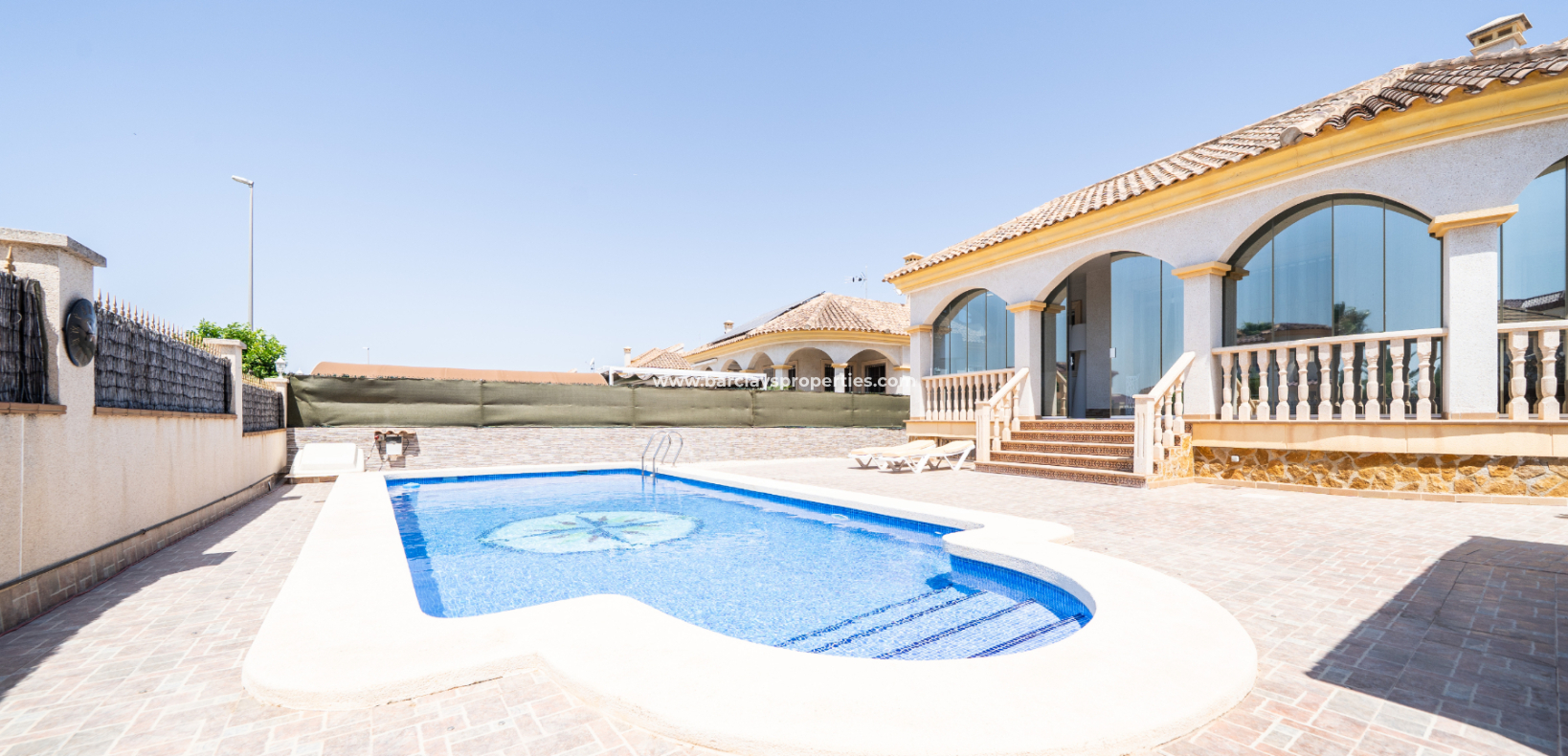 Resale - Fristaende Villa  - Urb. La Marina