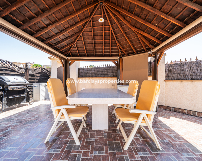 Resale - Fristaende Villa  - Urb. La Marina