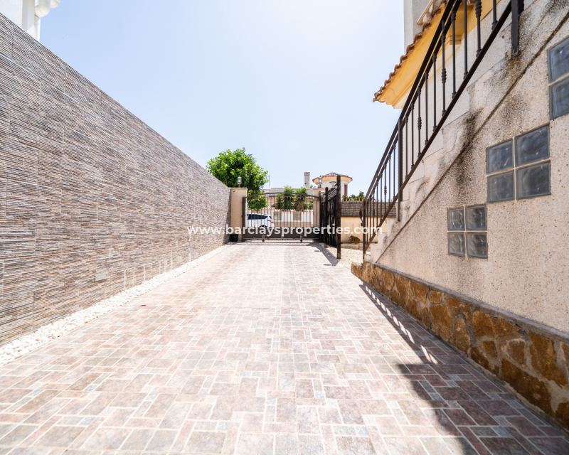 Resale - Fristaende Villa  - Urb. La Marina