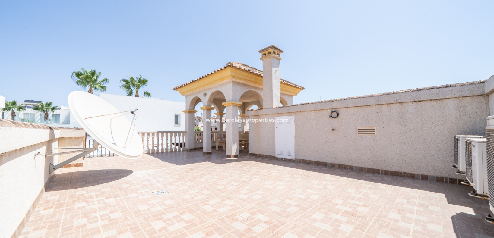 Resale - Fristaende Villa  - Urb. La Marina