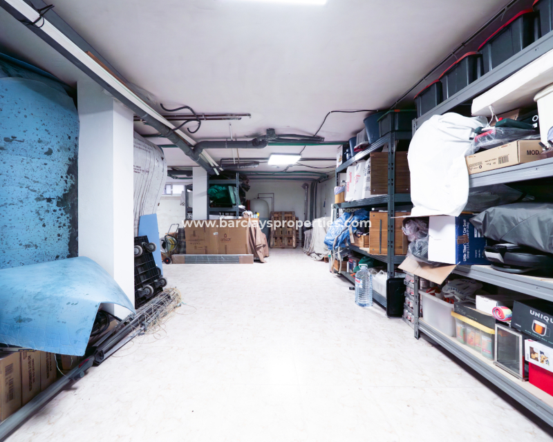 Resale - Fristaende Villa  - Urb. La Marina