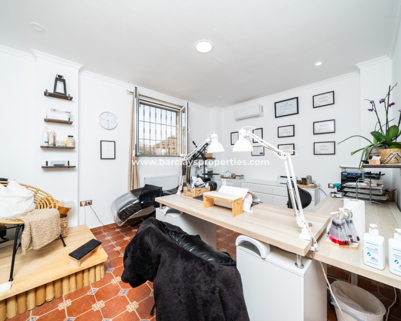 Resale - Fristaende Villa  - Urb. La Marina