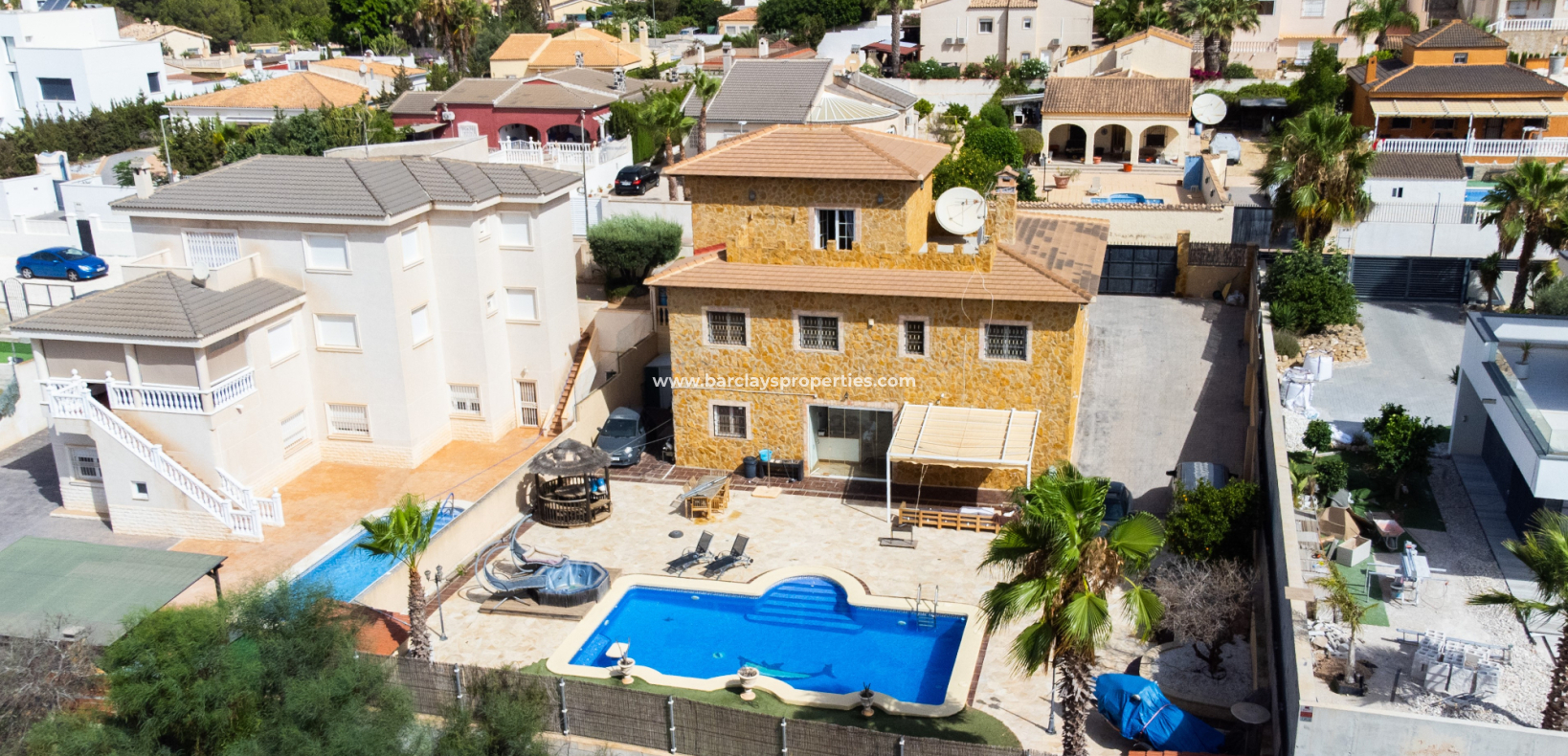 Resale - Fristaende Villa  - Urb. La Marina