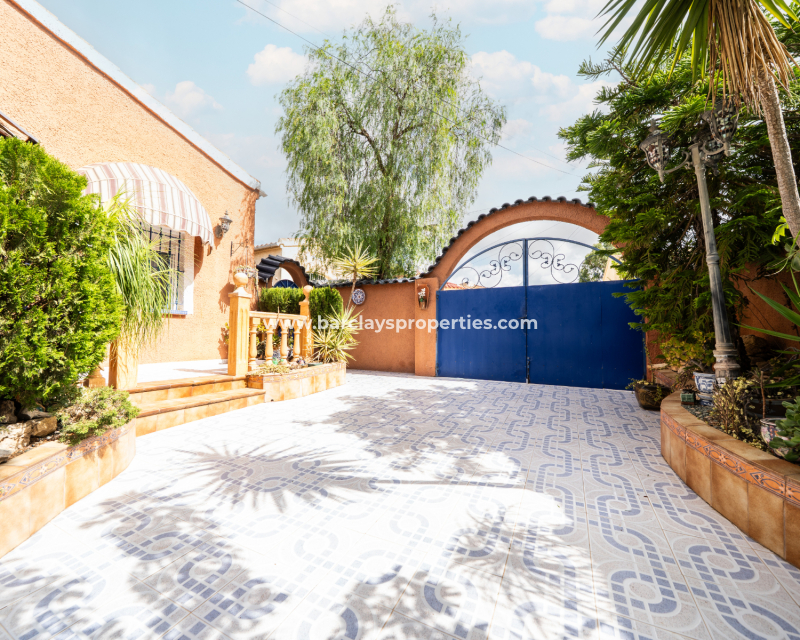 Resale - Fristaende Villa  - Urb. La Marina