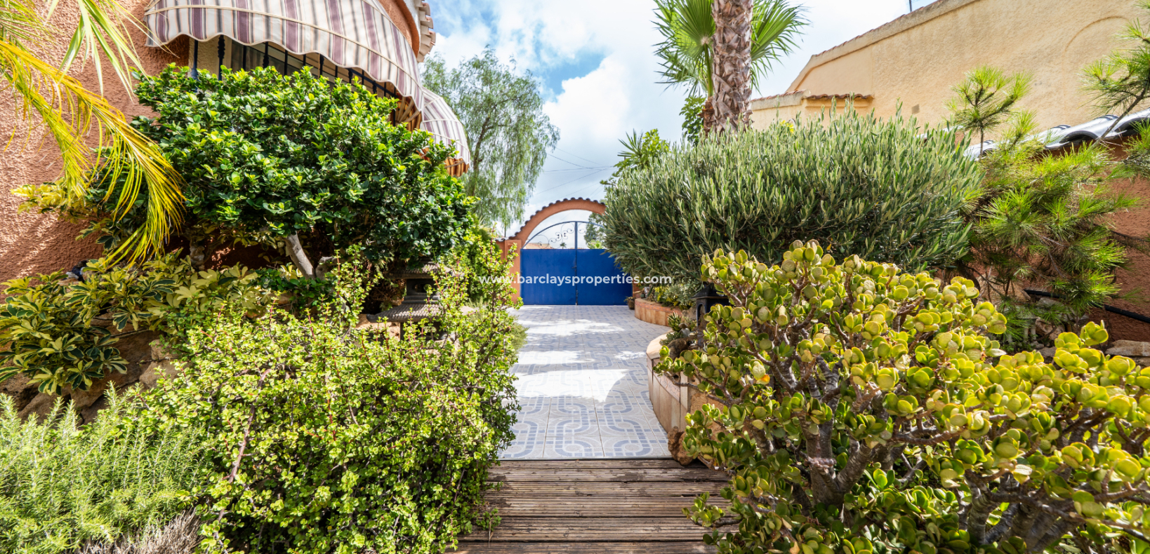 Resale - Fristaende Villa  - Urb. La Marina